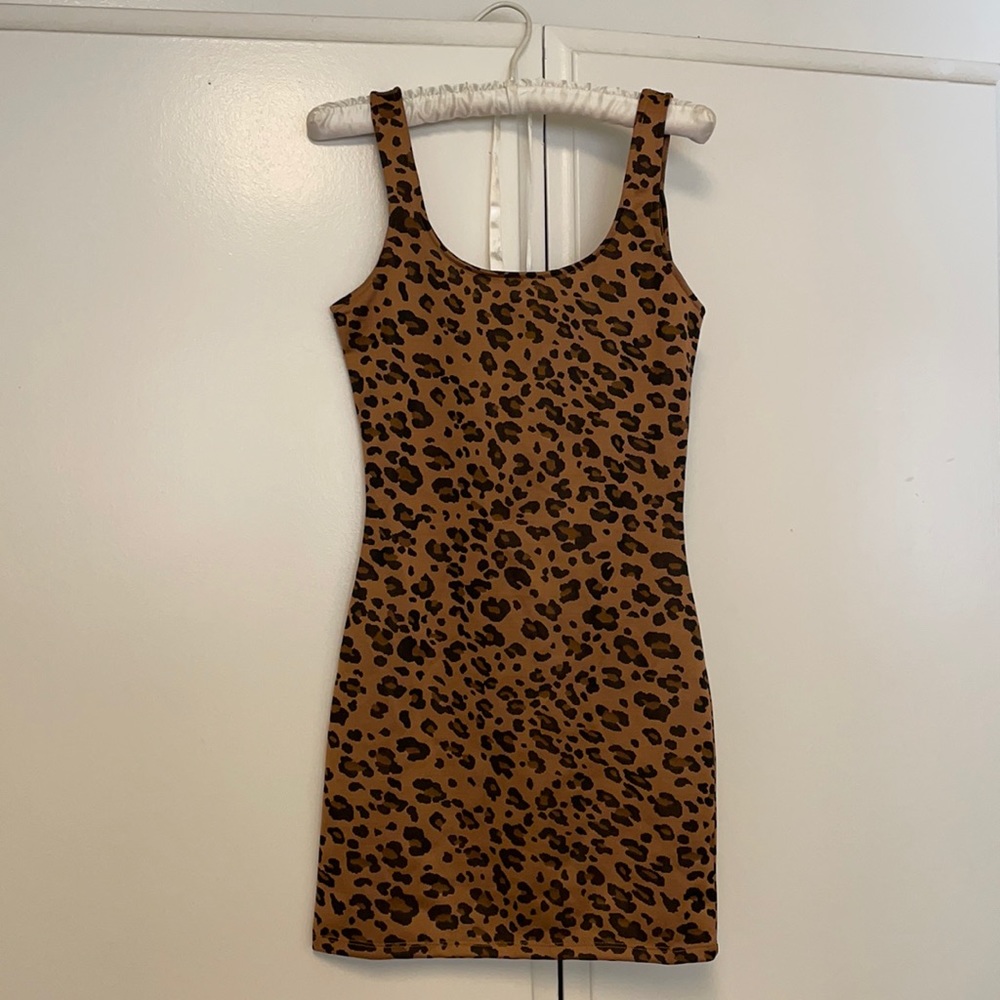 Leopard dress with matching mask